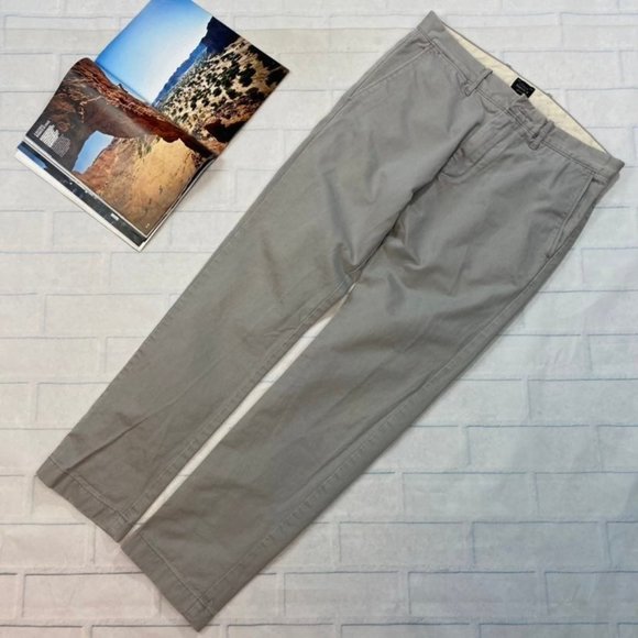 J. Crew Broken In Grey Chino Pants Bottoms - Picture 7 of 10